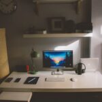 AIで営業リストのフォーマットを整理するデスク作業
