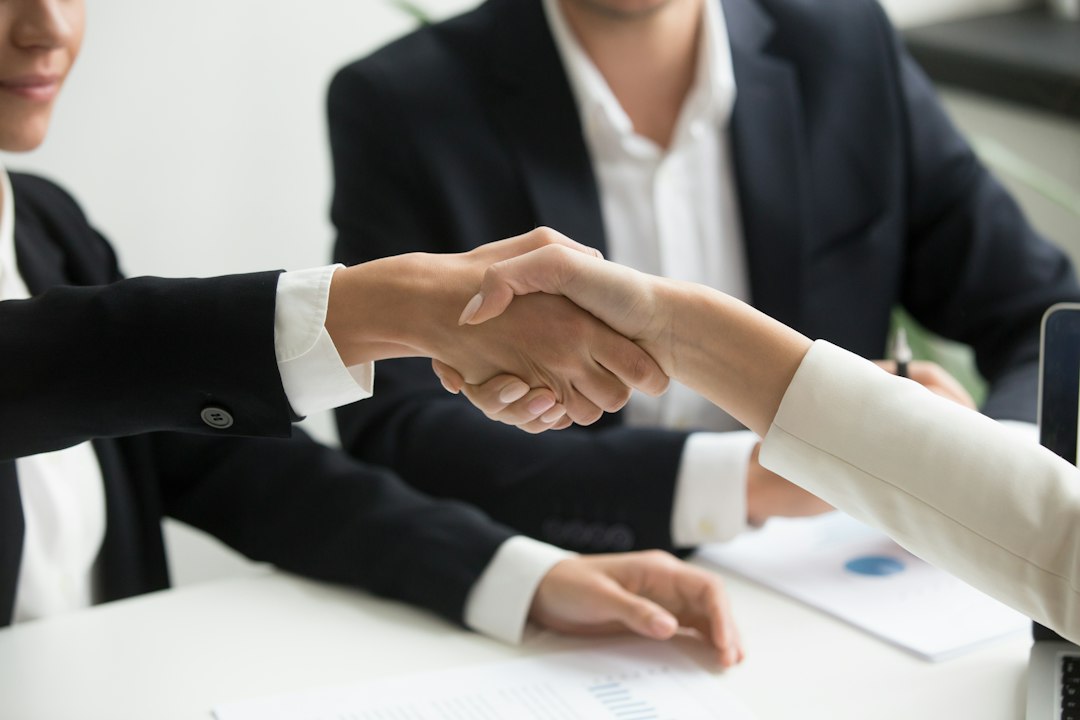 不動産クラウドファンディングの「匿名組合型」とは?任意組に関連するイメージ写真